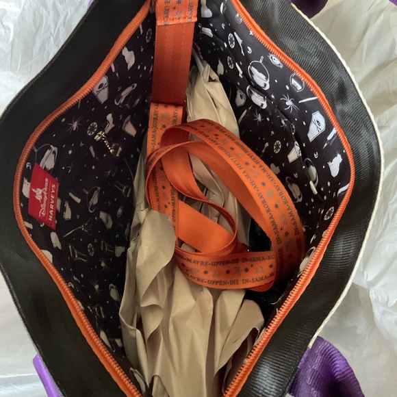 HARVEYS DISNEY  HOCUS POCUS Sanderson Sisters seatbelt tote 2023 LIMITED RETIRED - Picture 10 of 16